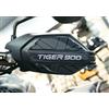 labelbike - 2 Adesivi 3D Moto Paramani Protezione e Decorazione in Resina compatibile con Triumph Tiger 900 GT e Rally - Colore Carbonio Nero Grigio