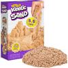 Kinetic Sand 2,5 kg - Sabbia cinetica Originale dalla Svezia, Marrone Naturale, conosciuta dagli asili, Ideale per Il Gioco di Sabbia Creativo, per Bambini dai 3 Anni in su