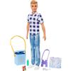 Barbie - Bambola Ken con maglietta, jeans, scarpe e accessori, Giocattolo per Bambini 3+ Anni, HHR66