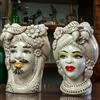 CERAMICHE CALTAGIRONE Teste di Moro Siciliane in Ceramica Caltagirone Uomo-Donna Bianco Antico h. 27 cm