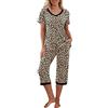 FeMereina Set pigiama da donna a maniche corte con scollo a V e pantaloni capri, indumenti da notte a contrasto di colore/floreale/leopardato, Leopardo cachi, XL