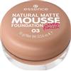 ESSENCE Natural Matte Mousse Foundation 03 Fondotinta Copertura Media 16 gr