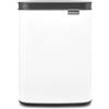 Brabantia Pattumiera Bo 4L - Cestino piccolo ed elegante - Apertura e chiusura soft - Igienico e poco ingombrante - appendibile a parete - Per bagno, toilette, camera da letto - White