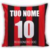 MOCHEIA SHOP Cuscino Calcio Milan idea regalo Tifoso Milanista Personalizzato con Nome e Numero realizzato in ottimo poliestere misura 40x40 centimetri con chiusura Lampo