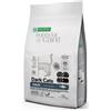 Nature's Protection Superior Care Dark Cats per Gatti Adulti con Aringa da 1,5 Kg