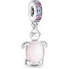 PANDORA Pendente a forma di tartaruga marina Moments in argento Sterling con vetro di Murano rosa dicroico satinato, cristallo viola regale e cristallo rosa phlox