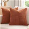 FDTERN Set di 2 Boho Federe de Cuscini per Divano 50x50 in Velluto a Coste，Moderno Morbido Motivo a Croce Decorativa Copricuscini per Divano Camera da Letto,Rosso Ruggine