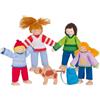 Famigliola con cane Goki