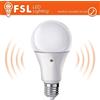 LIFE365 ITALY SPA Lampada Goccia 9W 3000K E27 Sensore Crepuscolare 2 LATI FSL FLA60S9W30K27