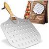 Antech Pizza Officina Pala per Pizza Forata in Alluminio Leggero con Manico Richiudibile - Foratura Professionale per Infornata Perfetta - Fino a 4 kg - Ideale per Forno di Casa, Pizzeria, Panetteria