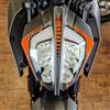 Resin Bike Adesivi Moto Compatibile con KTM Duke 125 200/250/390 2021-2023. Protezioni Fari/Fanale Frontale Antigraffio e Antiurto. Adesivi Resinati 3D Made in Italy