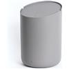 Kazai. Cestino Bagno Piccolo 'Tove' - 1,5L | Esclusivo Mini Cestino di Design da Berlino | Pattumiera da Tavolo per Bagno, Cucina & Scrivania | Antiscivolo, Secchio Interno | Grigio scuro