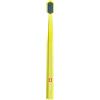 Curaprox CS 3960 Spazzolino Super Soft-Cura denti e gengive per adulti/Setole Super Soft Curen® per una pulizia delicata/Giallo-Blu, Confezione singola/Made in Switzerland