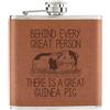 Gift Base Dietro Ogni Grande Persona C'è Un Grande PORCELLINO D'INDIA 6oz In Pelle PU Tan