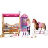 Mattel HXJ44 Barbie Playset Stalla con bambola e cavallo 6 aree di gioco e 25 ac