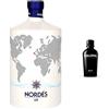 Nordés Nordes Atlantic Galician Gin 40% Vol. 1l & Bulldog London Dry Gin London Dry Gin a Base di 12 Piante Botaniche Differenti, 40% Vol, Bottiglia in Vetro da 70 cl