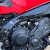 Resin Bike Adesivi Scooter Compatibile con Yamaha Tracer 9-9 GT/MT-09 2021-2026. Protezione Carter/Fianchetto Laterale Motore Antigraffio e Antiurto. Adesivi Resinati Effetto 3D Made in Italy