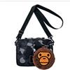 Una scimmia da bagno BAPE KIDS A Bathing Ape CAMO Borsa a tracolla e set pochette Milo AUTUNNO INV...