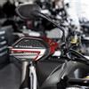 Resin Bike Adesivi Moto Compatibile con Triumph Tiger 900 2024. Protezione Moto Paramani da Urti e Graffi. Adesivo 3D Resinato Made in Italy