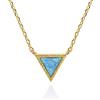 namana Collana con Pendente a Forma di Triangolo con Opale. Collana Geometrica Finitura Spazzolata con un Opale Creato. Collana con Pendente in Placcato Oro o Argento (Placcato oro, Opale)