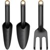 Fiskars Set di Attrezzi da Giardino, 3 Pezzi, Rastrello per Fiori, Cazzuola per Fiori e Cazzuola per Piante, 65% Plastica Riciclata FiberComp con Fibra di Vetro, Nero/Arancio, Solid, 1076379