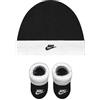 NIKE NHN NIKE FUTURA HAT AND BOOTIE NERO/BIANCO (023)