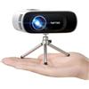 TOPTRO 【Auto Keystone】Mini Proiettore Portatile Supporta 1080P Full HD, Videoproiettore Bluetooth WiFi, 20000 Lumen, TOPTRO Proiettore Da Esterno Per IOS/Android/HDMI/TV Stick/PS5/USB(Treppiede Incluso)