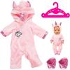 NyxSeat 1 set di vestiti e scarpe per bambole, 1 gruccia con orecchie e corna, tuta invernale, accessorio per abbigliamento per bambini, abbigliamento giocattolo per bambole (43 cm)