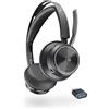 Poly Voyager Focus 2 UC, Cuffia Senza Filo, Connessione Bluetooth 5.1, Dongle USB-A e USB-C BT700, Cancellazione Rumore, Cuscinetti Similpelle, Autonomia 40 Ore, Compatibile con Windows e mac, Nero