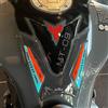 Resin Bike Adesivi Moto Compatibile con Yamaha MT-09 2022. Protezione Paraserbatoio Moto da Urti e Graffi. Adesivo Resinato con Effetto 3D - Made in Italy