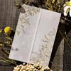 Puremigo Confezione da 50 giacche in pergamena prepiegate per inviti da 12,7 x 17,8 cm, motivo lamina dorata, carta pergamena da 115 g/m², giacche da 12,7 x 17,8 cm, buste per inviti di nozze