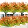 ASTNIC 8 pezzi Piante di Erba Artificiale da Esterno Erba Finta Steli Verdi Resistenti ai Raggi UV Piante Finte in Plastica Arbusti per Decorazioni Autunnali Casa Finestra Giardino Patio Box Sentiero