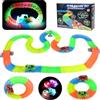 Akokie Glow Race Track, Flessibile Track Totale Flessibile 240 Pezzi con 2 Shine Cars incandescente di Notte Grande Regalo di Natale per Le Ragazze dei Ragazzi di 3