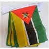 AZ FLAG Ghirlanda 12 Metri 20 Bandiere Mozambico 45x30cm - Bandiera MOZAMBICANA 30 x 45 cm - Festone BANDIERINE
