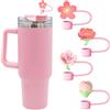 Mezrkuwr 4 tappi di copertura in paglia con motivo floreale rosa per tazze Stanley, silicone, copertura cannuccia, riutilizzabili, divertenti regali per buon amico