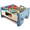 Hape Tavolo Ferroviario con treni e binari - Set da 70 Pezzi con locomotiva a batteria, binari in legno, passaggio a livello, gru magnetica e personaggi per bambini dai 3 anni