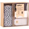 APLI 19844 - Gift Box: corda nera e bianca con etichette in 3 colori assortiti, set bobina cotone con 30 etichette regalo pendenti