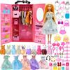 Yutoy Armadio Bambole Set con 63 Accessori, con una Bambola Bionda, Armadio Rosa Facile da Trasportare Grazie alla Maniglia, con Vestiti, Grucce, Scarpe, Borse, Corona, Orecchini e Collane