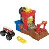 Hot Wheels - Hot Wheels Monster Trucks Arena degli Scontri Sfida Bersaglio Infuocato con 5-Alarm, truck giocattolo e macchinina da demolire, giocattolo per bambini 4+ Anni, HNB90