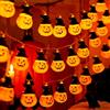 Wishstar Luci Stringa Zucca Halloween, 3M 20 LED Arancia Zucca Catena Luminosa a Batteria, Halloween Decorative per Decorazione Interno ed Esterno, Giardino, Albero, Festa