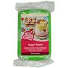 FunCakes Pasta di Zucchero Spring Green: facile da usare, liscia, flessibile, morbida e pieghevole, perfetta per decorare torte, halal, kosher e senza glutine. 250 gr