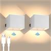 YindaLux 2 Pezzi Lampada da Parete Senza Fili con Sensore di Movimento, 3000mAh 3W 2700K Applique da Parete interno, Applique a Batteria Ricaricabile USB con Interruttore per Scala Corridoio, Bianco