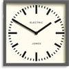 Jones Clocks® Box railway Orologio a parete | Orologio quadrato della stazione | 25cm | Grigio scuro | Look di design interessante per cucina, soggiorno o ufficio