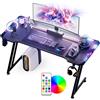 Gamtimer Scrivania Gaming,160X60CM Postazione di Gioco Con Piano in Fibra di Carbonio RGB,Tavolo da Gioco Ergonomico a LED,Tavolo da Computer con Portabicchieri e Ganci Per Cuffie