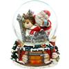 Dekohelden24 Palla di neve renna in poltrona e Babbo Natale, su base camino, con carico, melodia: Here Comes Santa Claus, L/L/H/Ø sfera 11 x 11 x 15 cm Ø 10 cm.