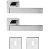 Generico Brackle Coppia Maniglie Per Porte Interne, Maniglia porta interna Modello AURA stile moderno Quadrata, complete di fissaggio e bocchette (Cromo Satinato)