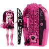Monster High Segreti da Brivido - Draculaura Misteri Mostruosi, Set con Bambola e Guardaroba, 19 Accessori e Capi d'Abbigliamento a Sorpresa Inclusi, Giocattolo per Bambini, 4+ Anni, HXH84