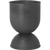 Ferm Living - Vaso per fiori Hourglass - Nero - Metallo anticato - Designer Trine Andersen