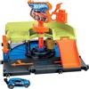 Hot Wheels - Autolavaggio Express della City, playset collegabile a piste con rullo in schiuma e alette di asciugatura, macchinina Hot Wheels inclusa, giocattolo per bambini, 4+ anni, HDR27