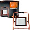 LEDVANCE Worklight LED Akku - 110° Faretto da costruzione a LED 30W 4 ore di durata della batteria, 2400 lumen, 4000K bianco, protezione dall'acqua IP 44, luce girevole, lampada per interni ed esterni